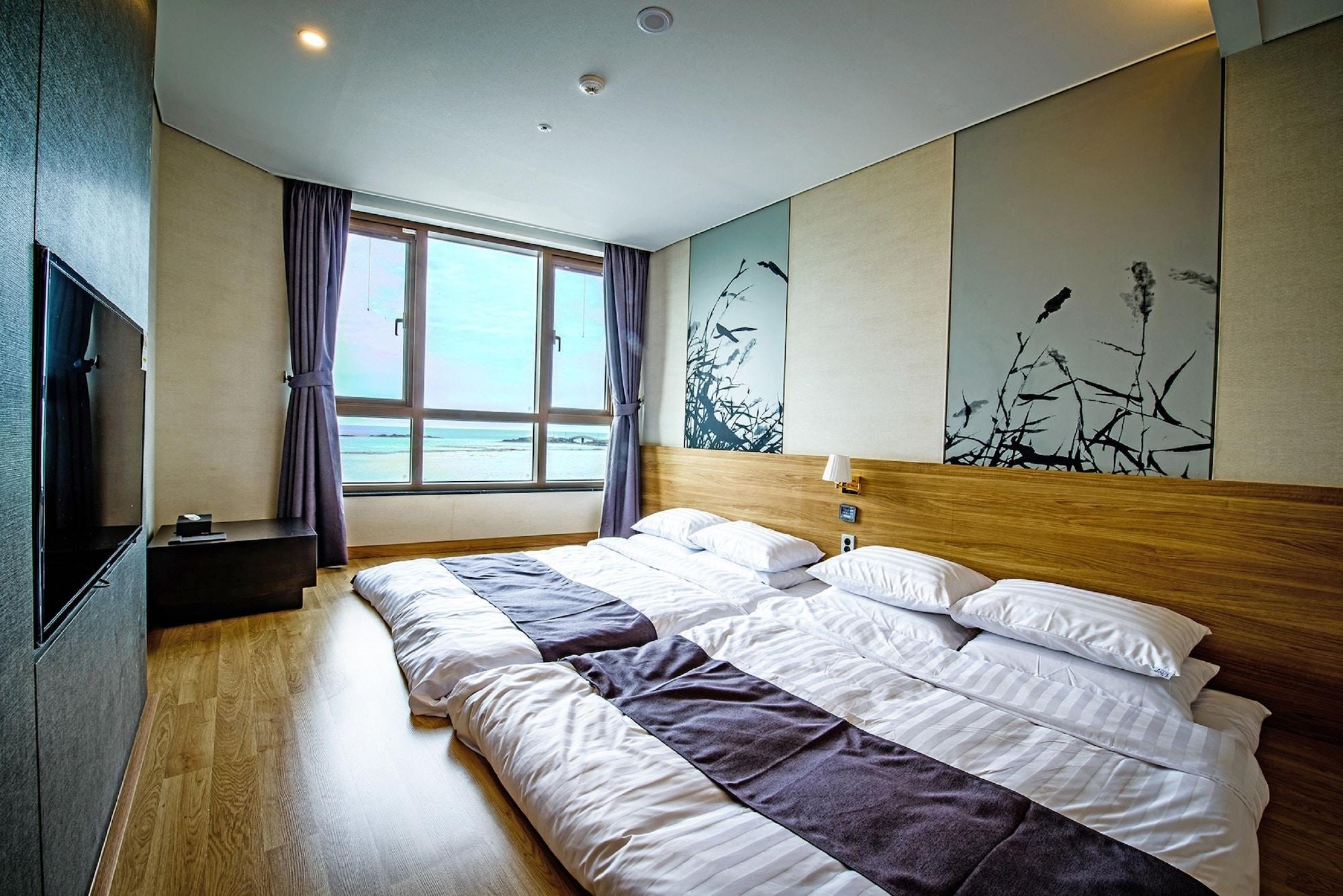 Utop Ubless Hotel Jeju Exteriör bild